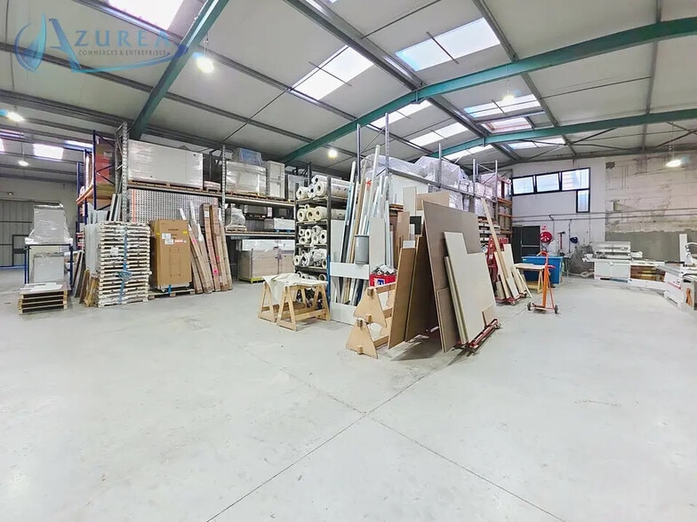 Industrial in Saint-Jeannet for lease - Interior Photo - Image 1 of 9