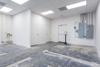 1701 Rollins Way, Columbus, GA for lease Interior Photo- Image 2 of 3