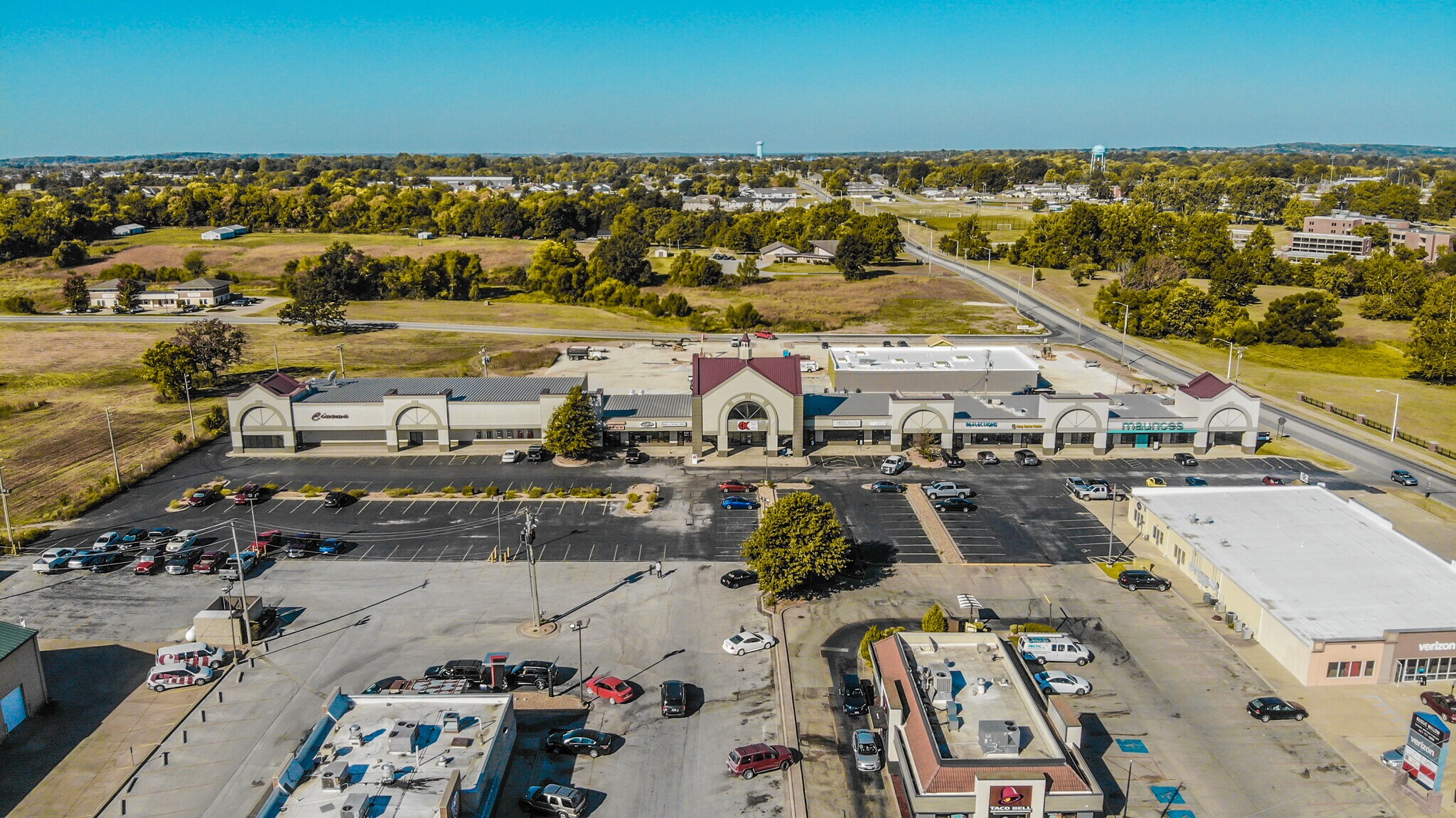 800 E Aldrich Rd, Bolivar, MO 65613