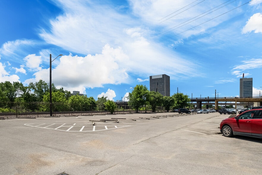 2229 Morris Ave, Birmingham, AL for lease - Building Photo - Image 2 of 26