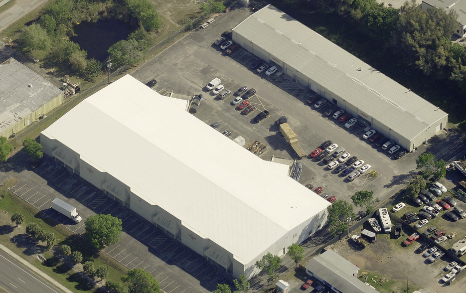 13701 N 66th St, Largo, FL for lease - Building Photo - Image 3 of 8