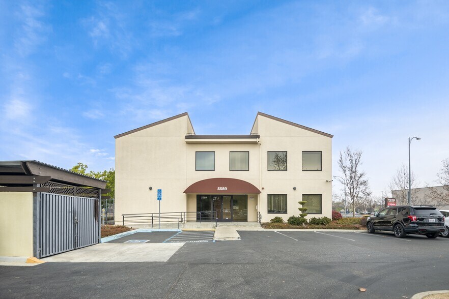 5589 Winfield Blvd, San Jose, CA for lease - Building Photo - Image 3 of 13