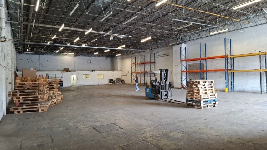 Withey Duffryn Ct, Ystrad Mynach for lease - Building Photo - Image 3 of 6