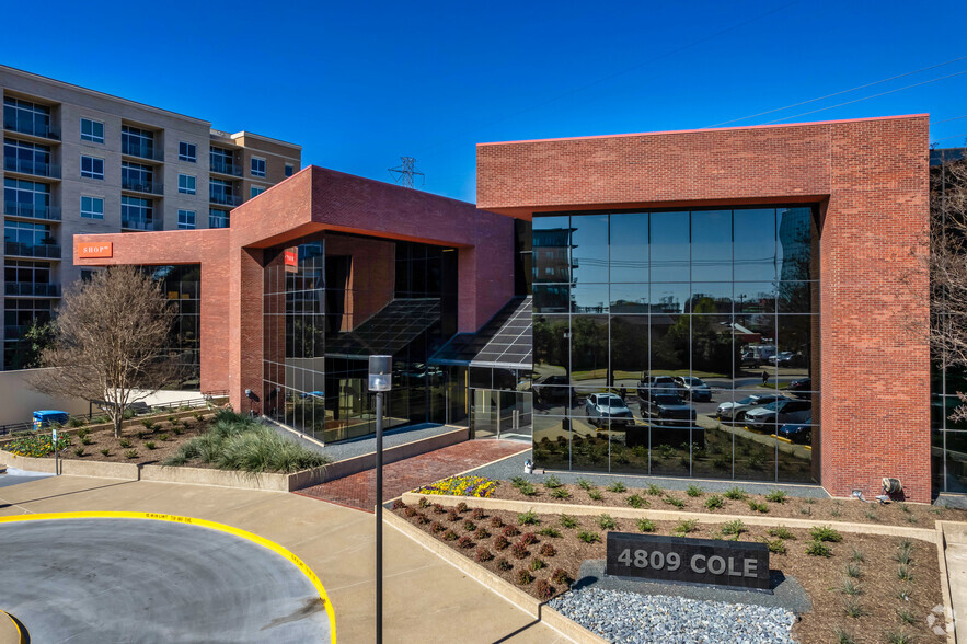 4809 Cole Ave, Dallas, TX for lease - Building Photo - Image 1 of 9