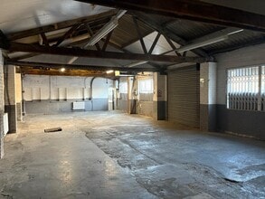 New Mill Rd, Honley for lease Interior Photo- Image 1 of 6