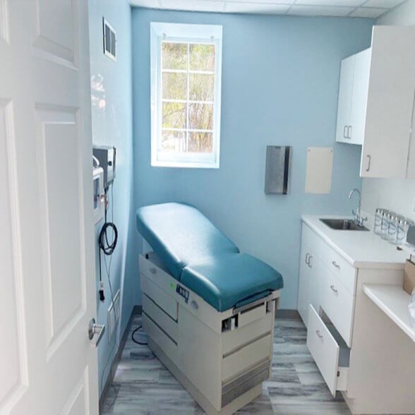 37 Edgerton Dr, Falmouth, MA for sale - Building Photo - Image 3 of 7