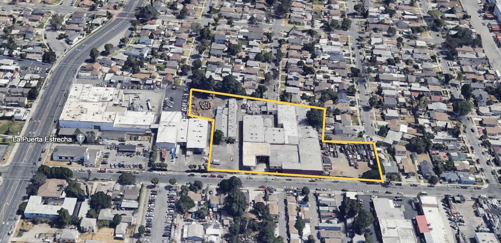 500-526 E Oaks St, Compton, CA for sale - Aerial - Image 3 of 13