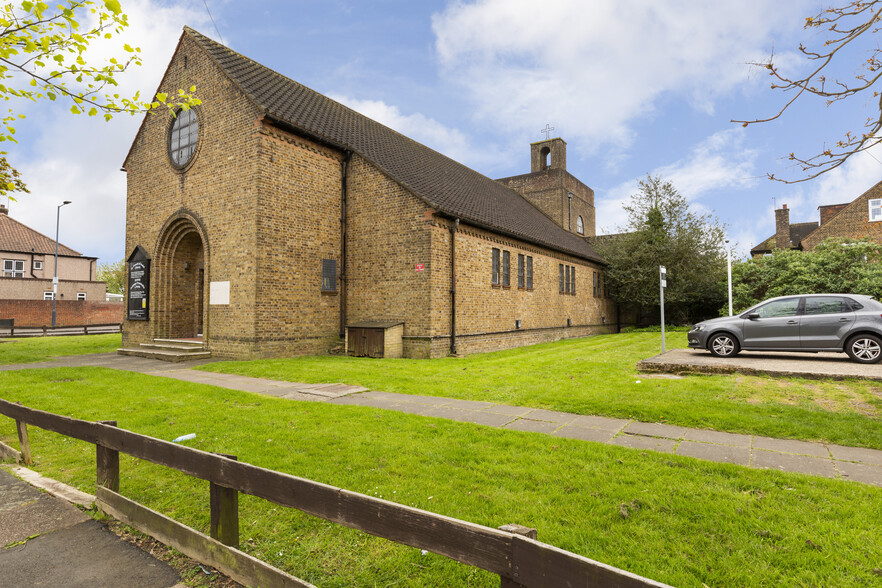 Cullingworth Rd, London for sale - Building Photo - Image 3 of 10