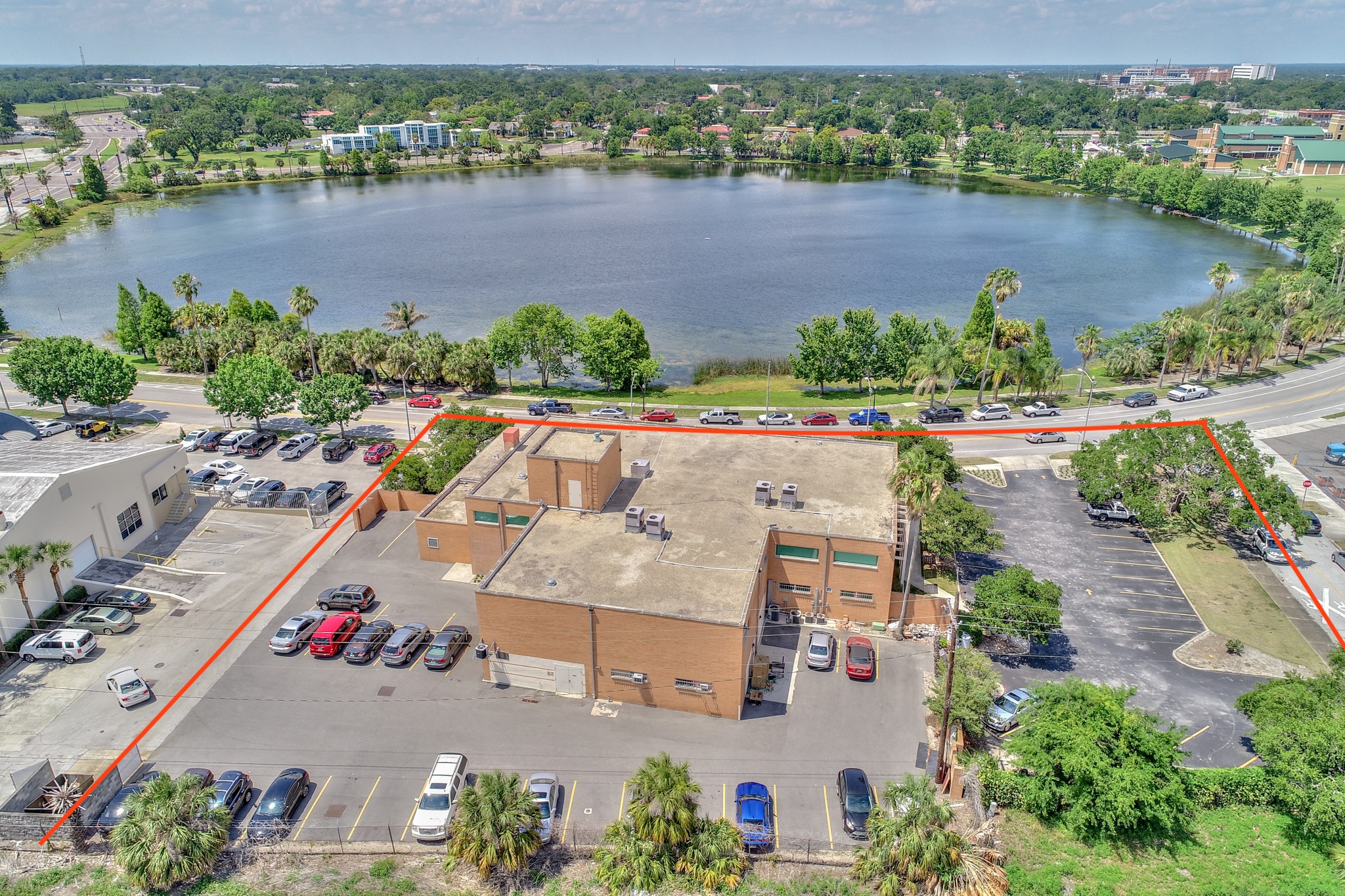 20 Lake Wire Dr, Lakeland, FL 33815 Lakefront Creative Downtown