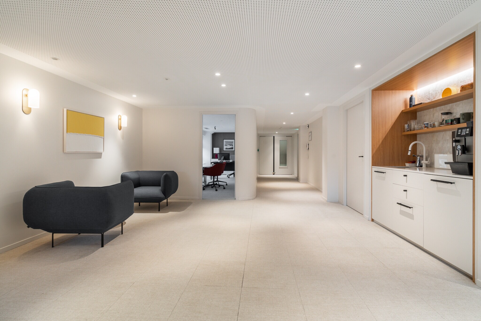 19 Rue Cognacq-Jay, Paris for lease Interior Photo- Image 1 of 20