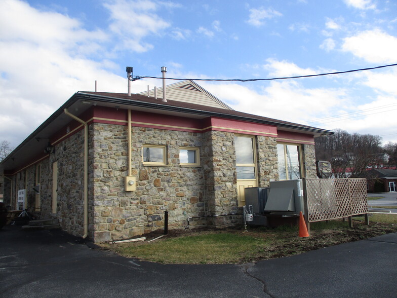 11973 Buchanan Trl E, Waynesboro, PA for sale - Building Photo - Image 3 of 6