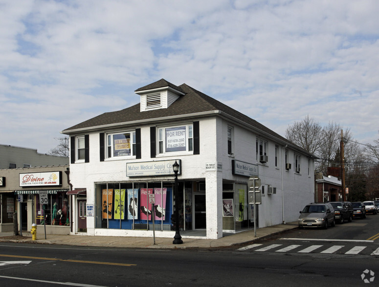 35 W Main St, Smithtown, NY for sale - Building Photo - Image 1 of 29