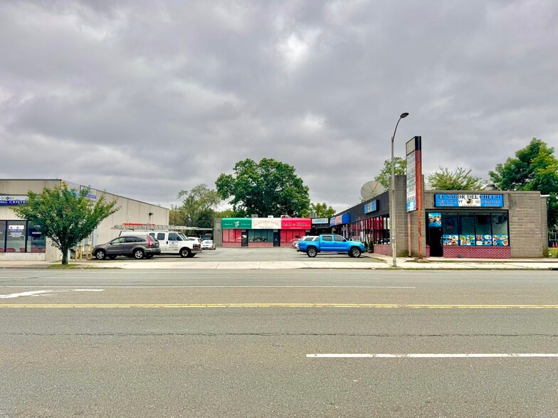 46-50 Fulton Ave, Hempstead, NY for sale - Building Photo - Image 1 of 13