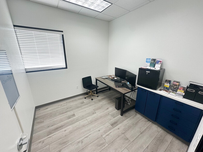 600 S Dobson Rd, Chandler, AZ for lease - Building Photo - Image 3 of 15