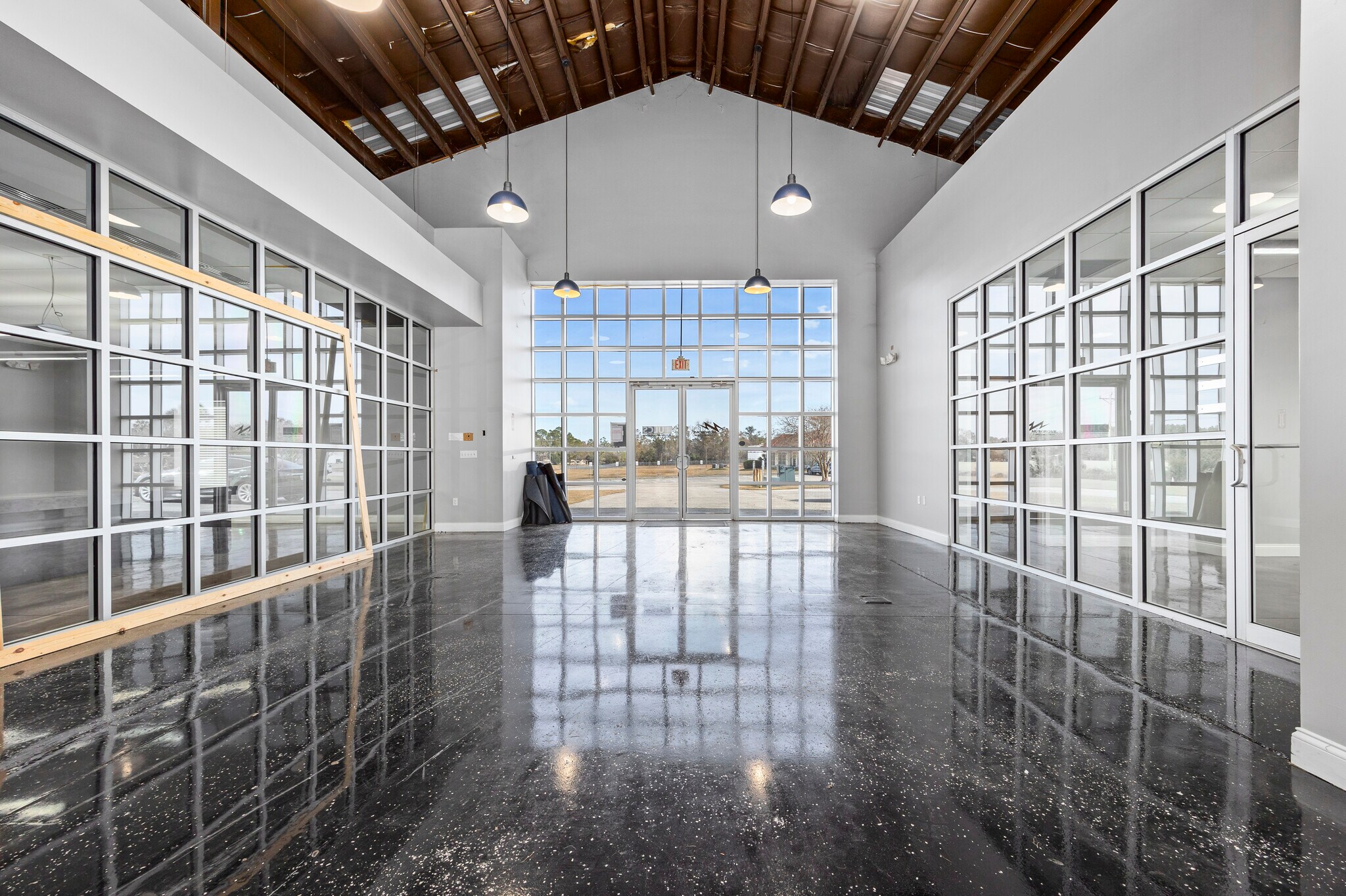 498 SW Ring Ct, Lake City, FL for sale Primary Photo- Image 1 of 1