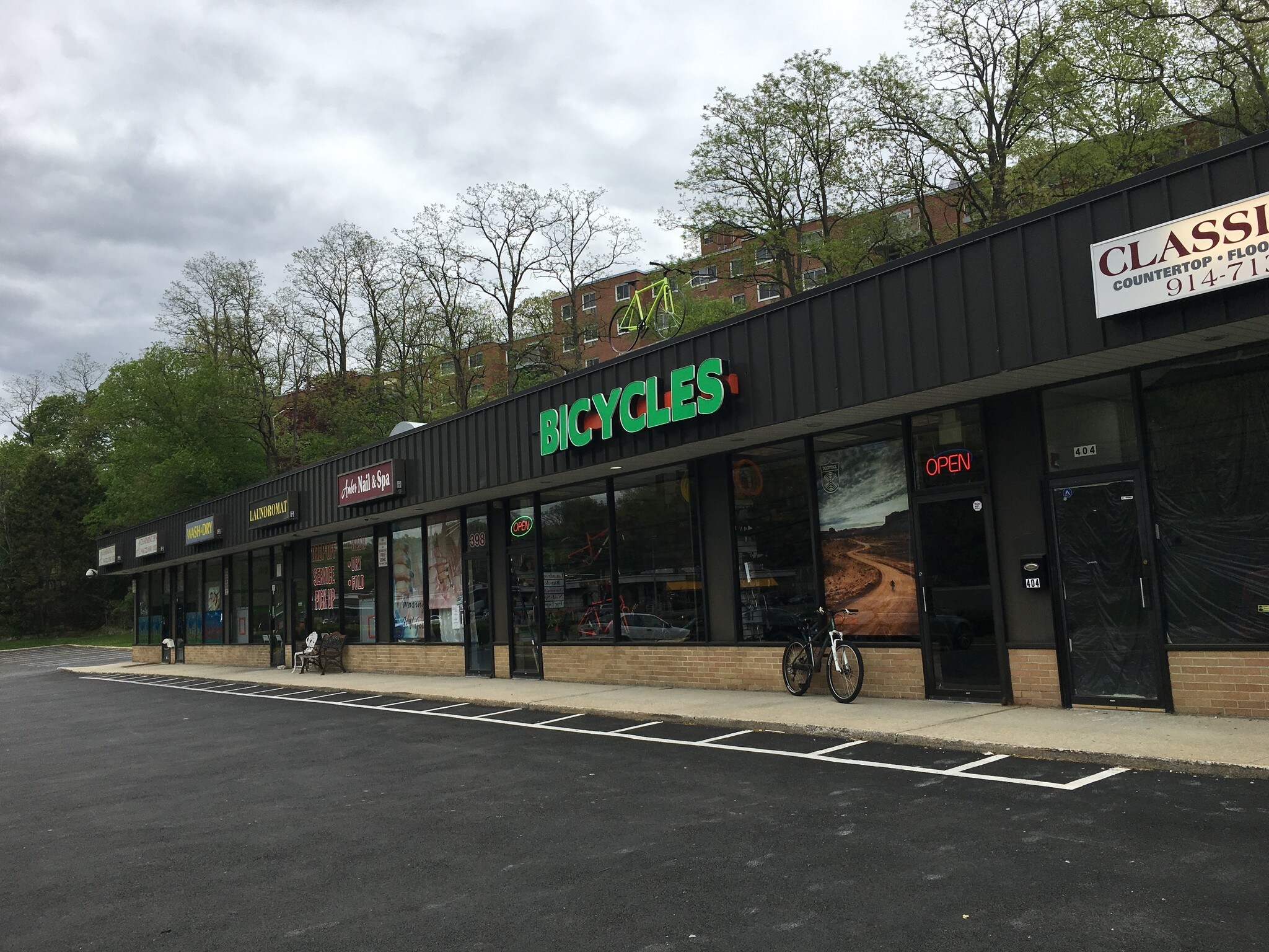 390-404 Central Park Ave, Scarsdale, NY for sale Building Photo- Image 1 of 1