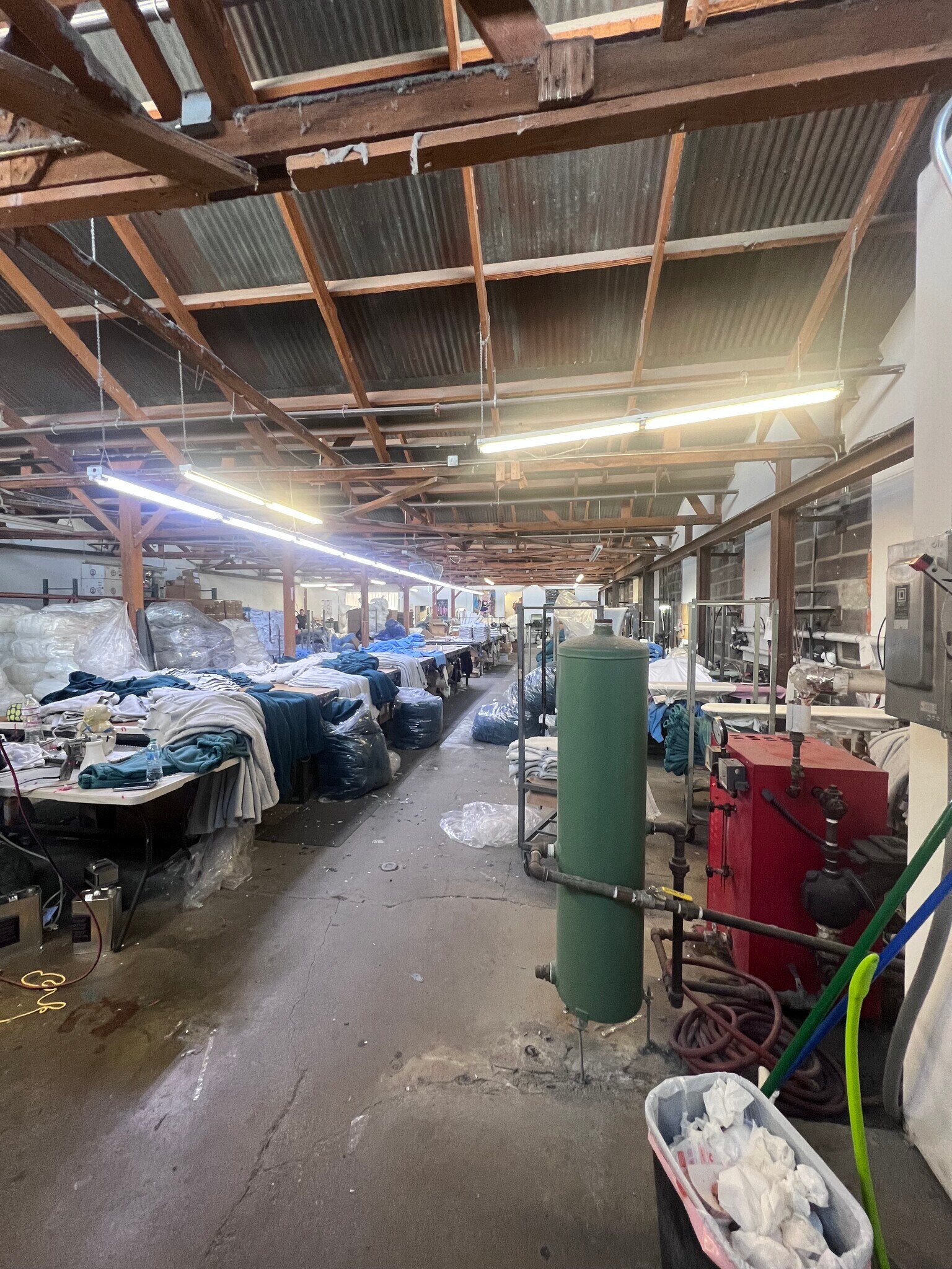 2001 Belgrave Ave, Huntington Park, CA for lease Building Photo- Image 1 of 7