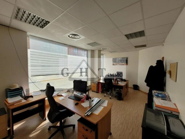 Office in Alfortville for lease - Interior Photo - Image 1 of 5
