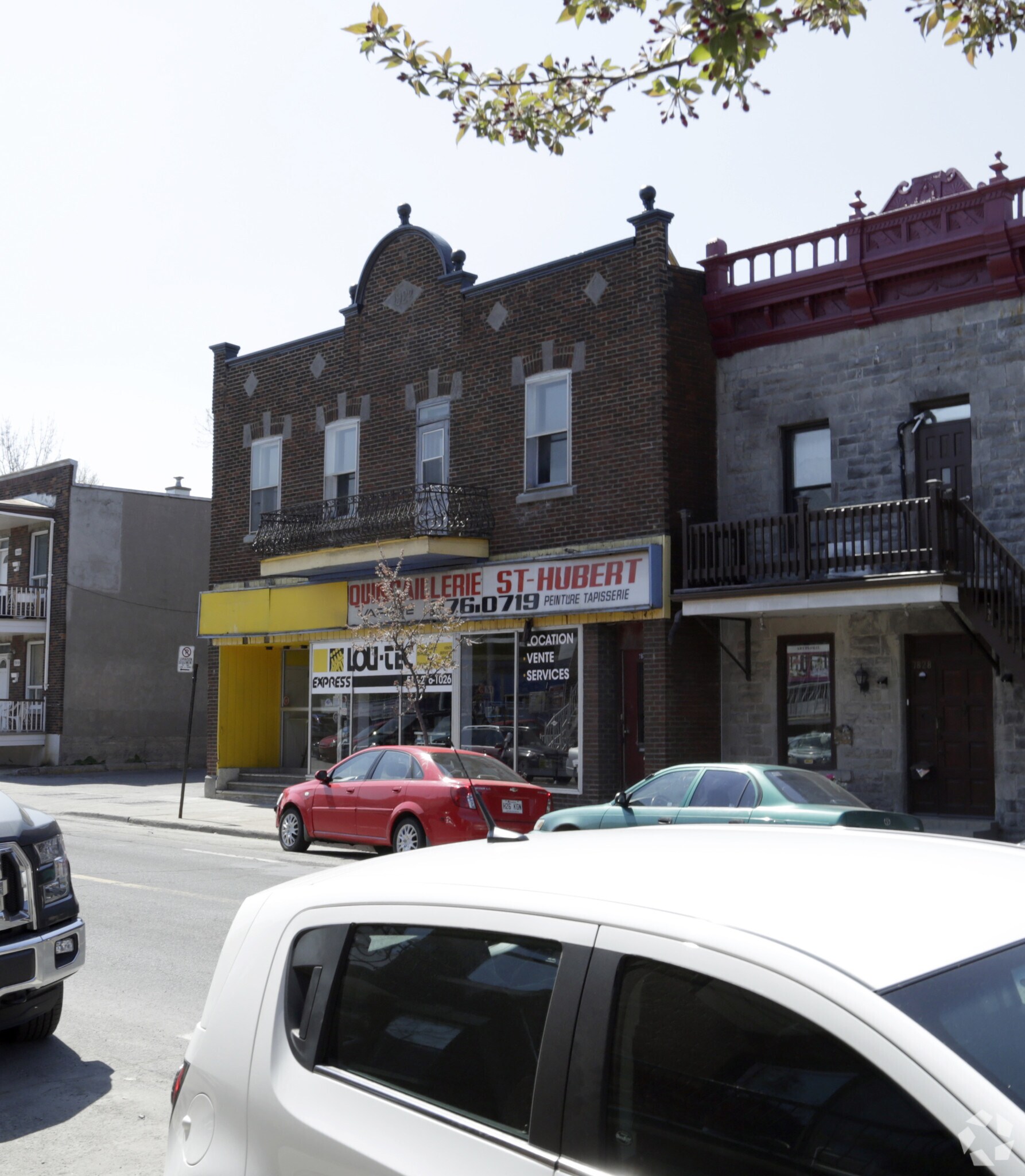 78227824 Rue SaintHubert, Montréal, QC H2R 2P2 Retail for Sale