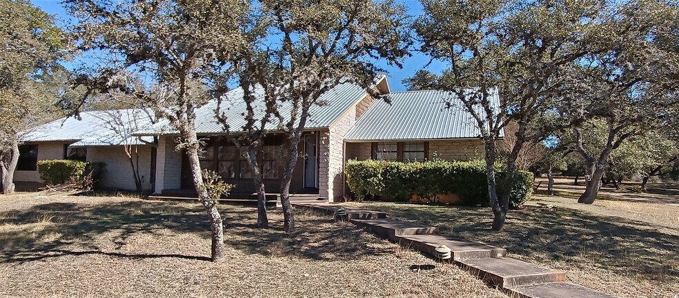 26222 Ranch Road 12, Dripping Springs, TX for sale - Building Photo - Image 1 of 1
