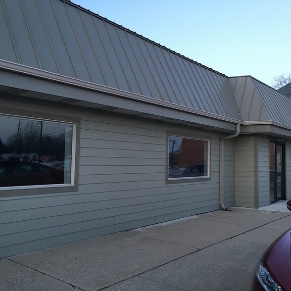 217 S 7th St, Delavan, WI for sale - Building Photo - Image 1 of 1