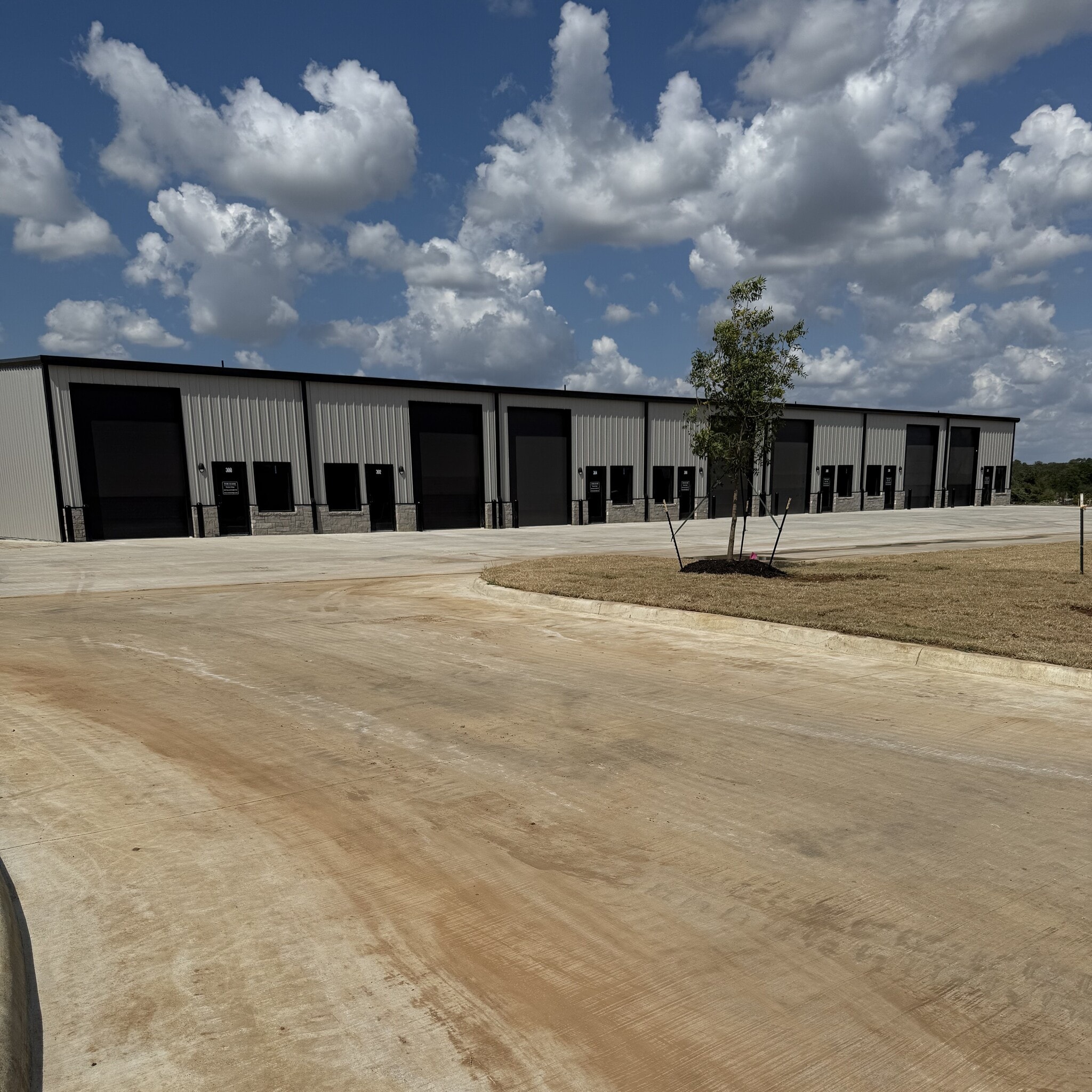 6815 Rendon Bloodworth Rd, Fort Worth, TX for lease Building Photo- Image 1 of 5