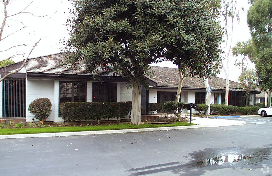 3151 Airway Ave, Costa Mesa, CA for lease - Building Photo - Image 3 of 49