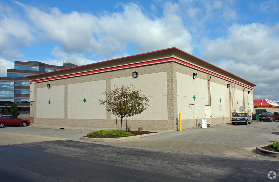 3260 Rider Trl S, Earth City, MO for lease - Building Photo - Image 3 of 7