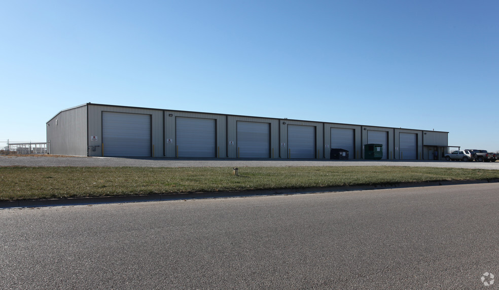 201 Industrial Dr, Sedgwick, KS for sale - Primary Photo - Image 1 of 1