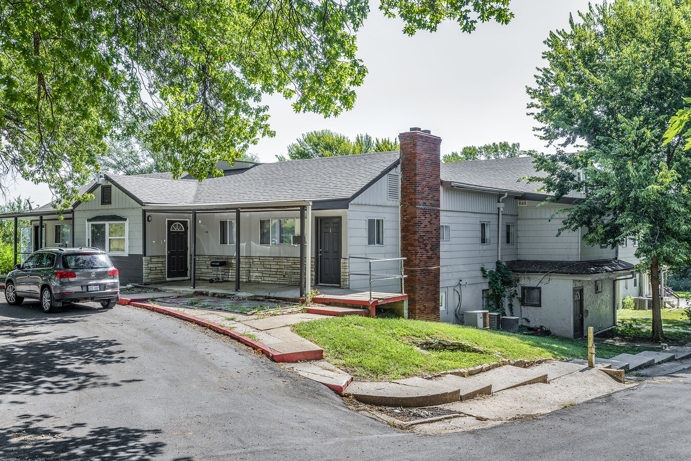 2815 Merriam Ln, Kansas City, KS 66106 Property Record