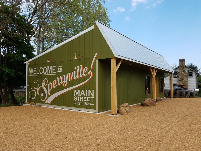15 Main St, Sperryville, VA for sale - Building Photo - Image 1 of 1