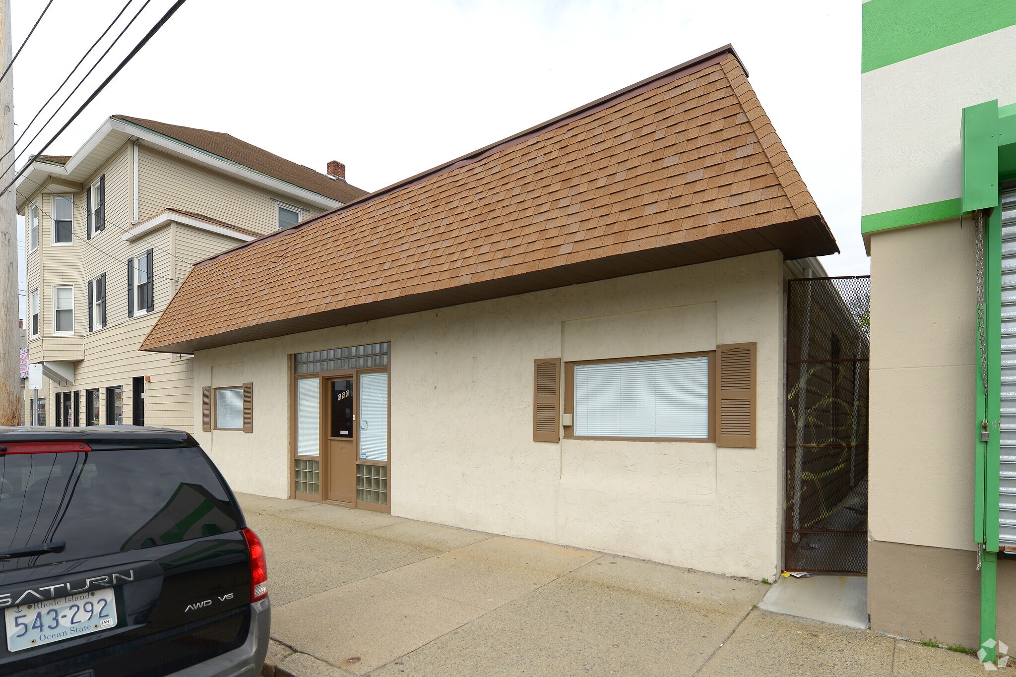690 Central Ave, Pawtucket, RI for sale Primary Photo- Image 1 of 1