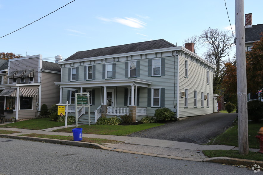 81 Main St, Lebanon, NJ for sale - Primary Photo - Image 1 of 1