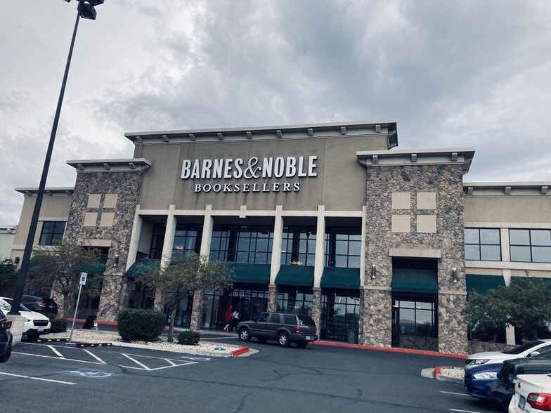 5575-5555 S Virginia St, Reno, NV for lease - Building Photo - Image 3 of 4