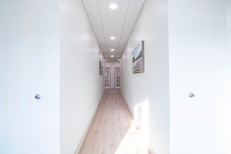 2801-2829 WEHRLE Dr, Williamsville, NY for lease Interior Photo- Image 1 of 17