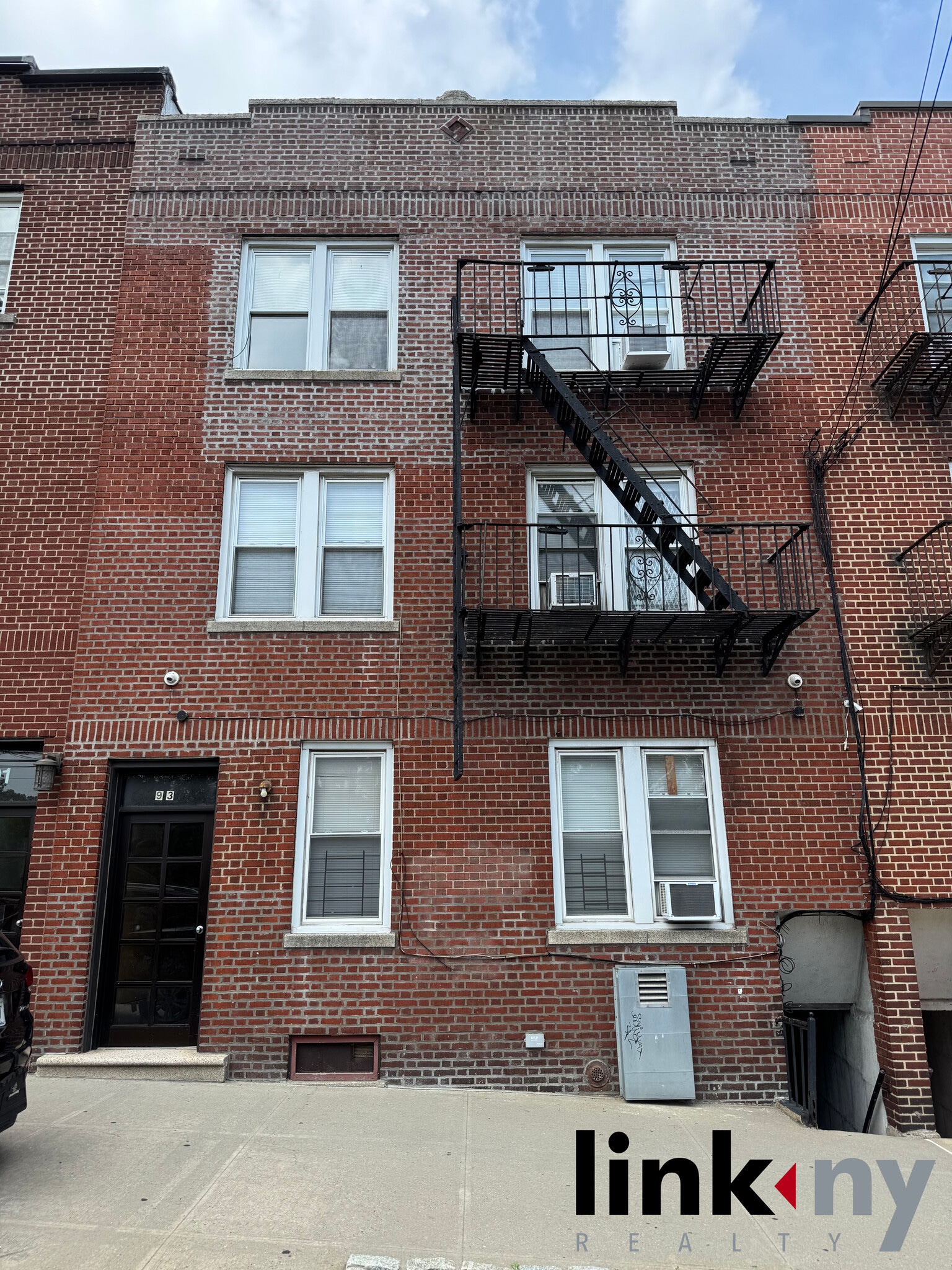 93 E 233rd St, Bronx, NY for sale Building Photo- Image 1 of 17