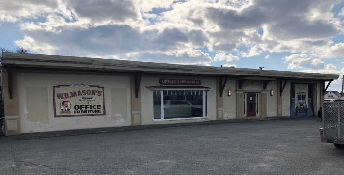 55 Falmouth Rd, Hyannis, MA for sale Primary Photo- Image 1 of 1