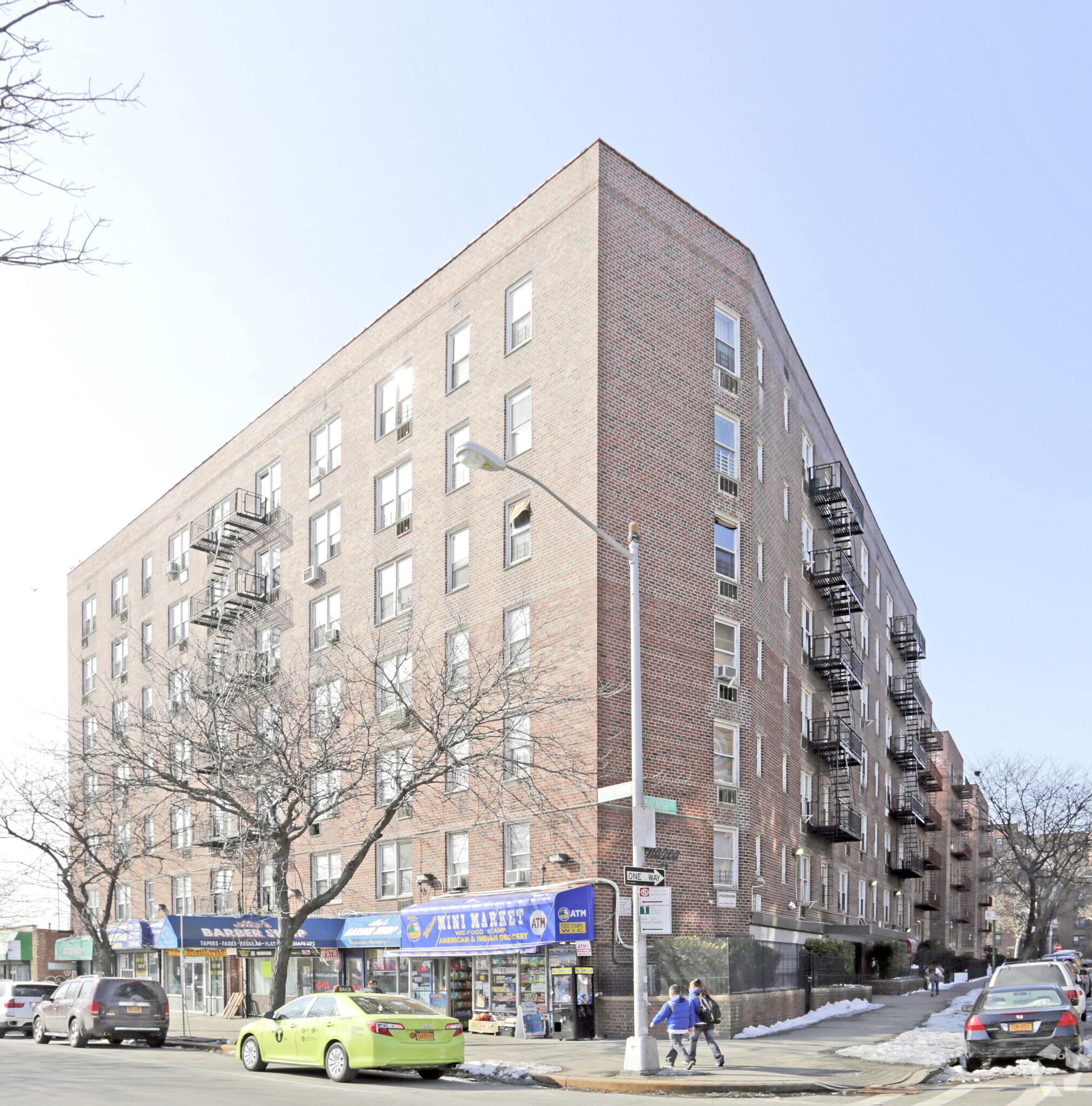 4430 Macnish St, Elmhurst, NY for lease Primary Photo- Image 1 of 13