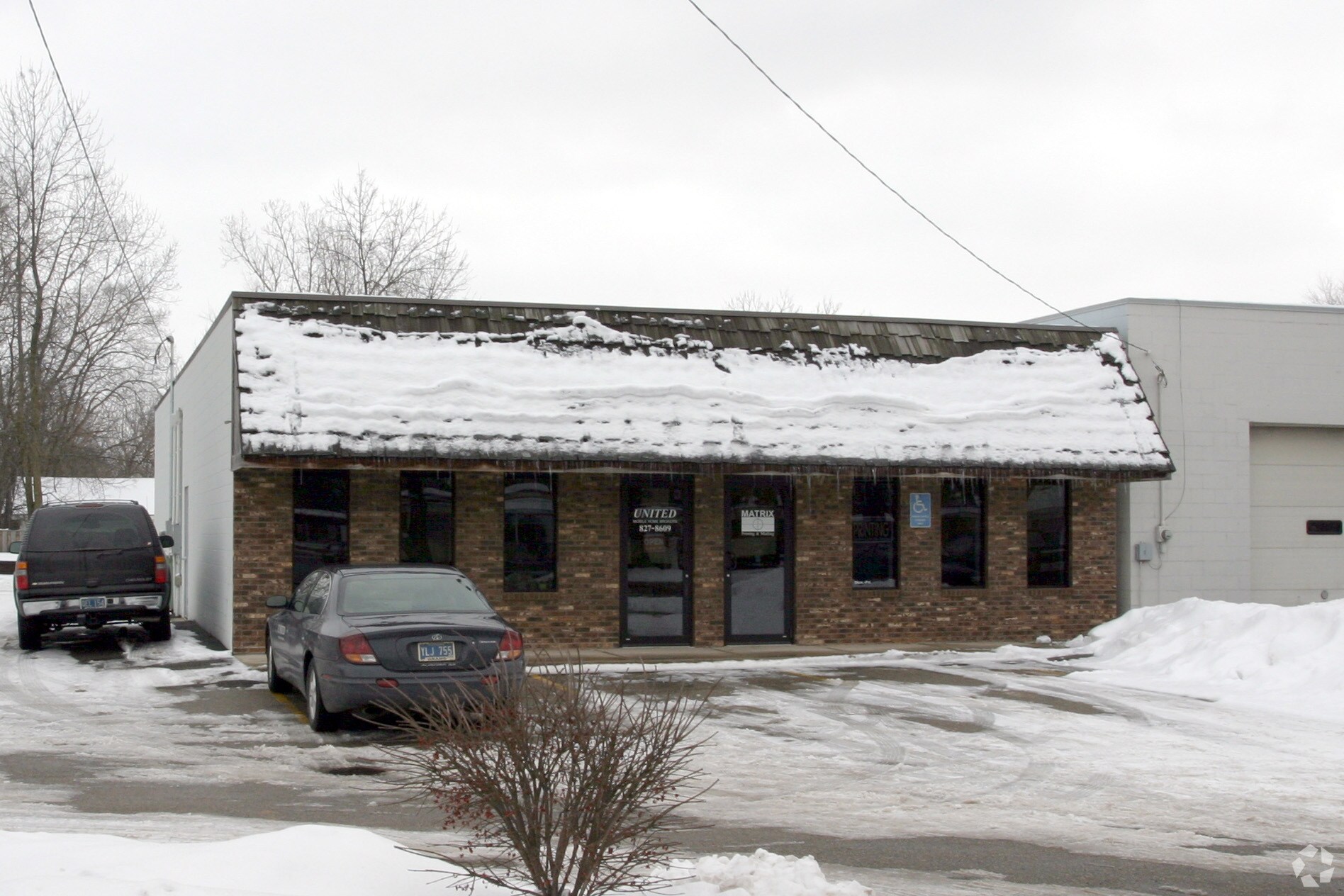 6548-6550 S Division Ave, Grand Rapids, MI for sale Primary Photo- Image 1 of 1