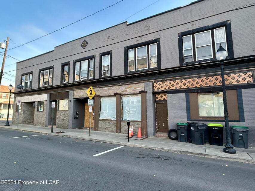 631-637 Centre St, Freeland, PA for sale Building Photo- Image 1 of 32