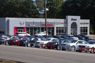 More details for 813 S Parkway St, Corinth, MS - Retail for Sale