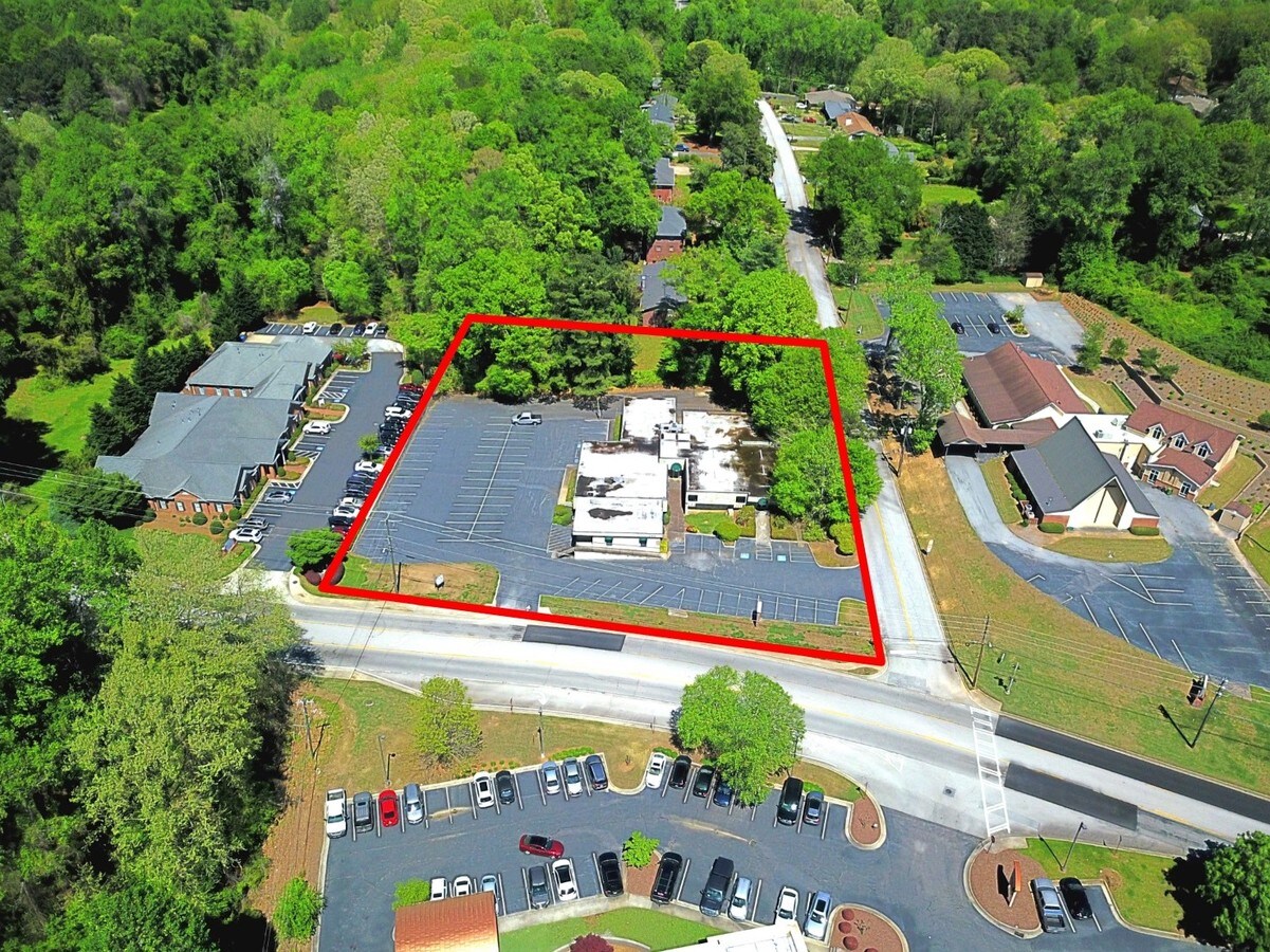 700 S Enota Dr, Gainesville, GA 30501