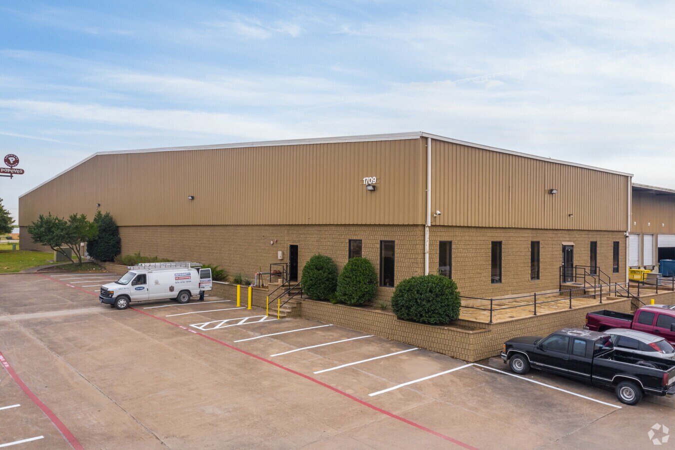 1709 S Interstate Highway 45, Hutchins, TX 75141