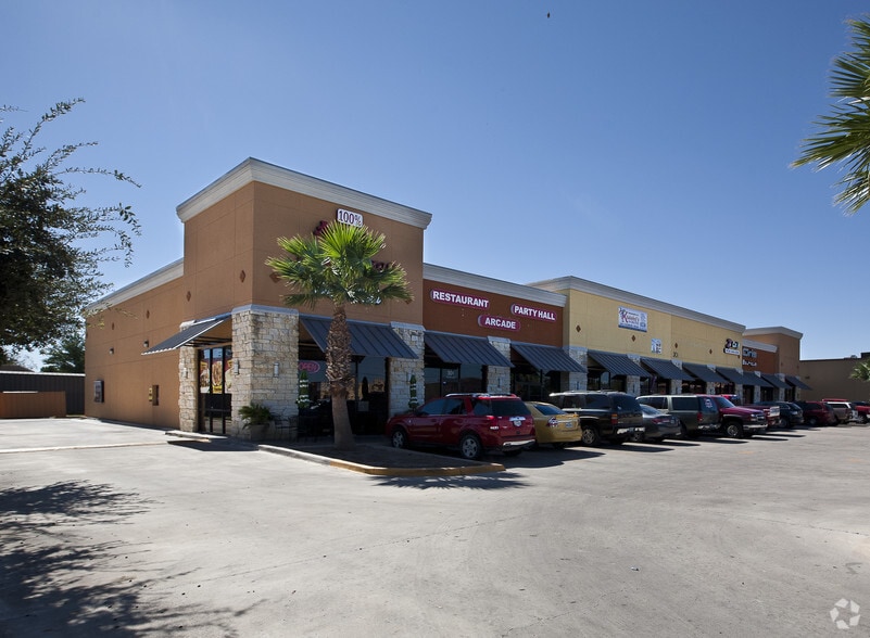 301 W Griffin Pky, Mission, TX for lease - Primary Photo - Image 2 of 9