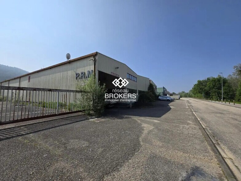 Flex in Groissiat for sale - Building Photo - Image 3 of 21