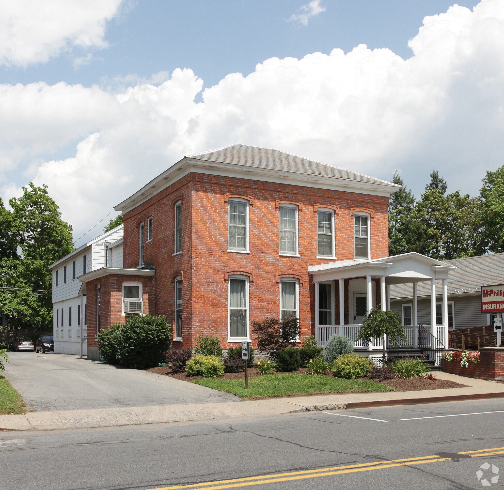 20 E Washington St, Glens Falls, NY for sale Primary Photo- Image 1 of 1