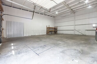 123-139 Ragland Rd, Jackson, TN for lease Interior Photo- Image 2 of 4