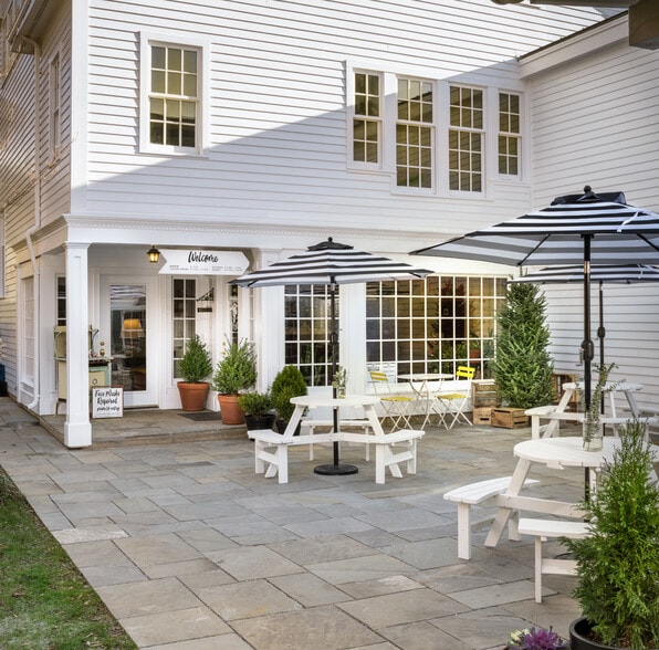 26 N King St, Leesburg, VA for lease - Building Photo - Image 3 of 14