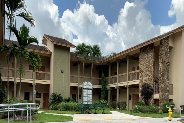 7401 N University Dr, Tamarac, FL for sale Primary Photo- Image 1 of 13