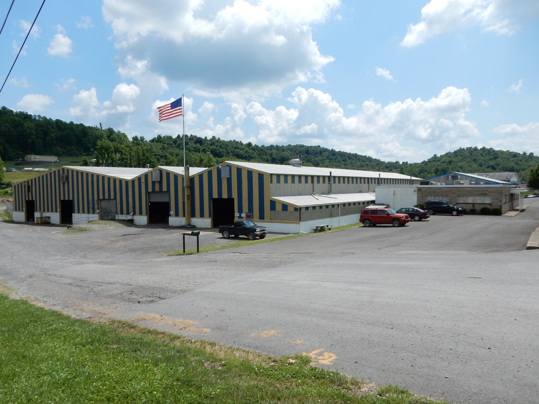 2009 Pleasant Valley Rd, Fairmont, WV for sale Building Photo- Image 1 of 1